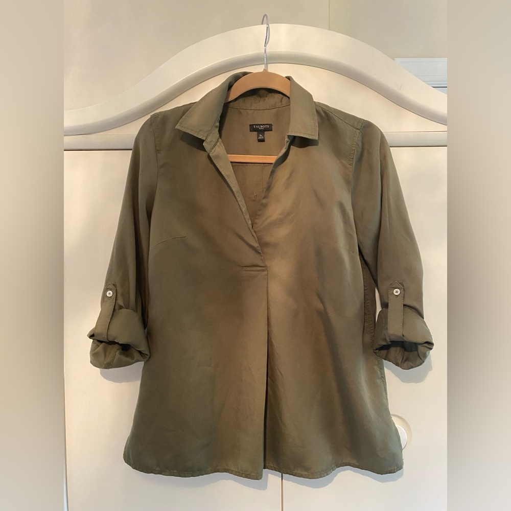 Talbots Olive Green Blouse Classy Flowy Business casual